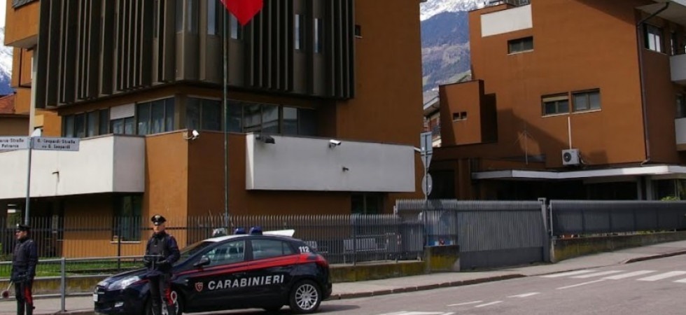 Scippi ed estorsioni, turisti nel mirino