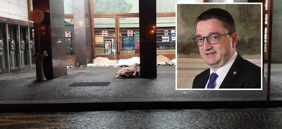 Richiedenti asilo espulsi e messi in strada dalla polizia, Fugatti: “Non sono stati i primi e non saranno gli ultimi”