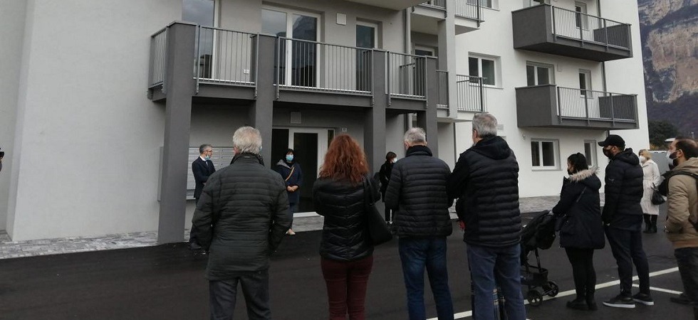 Venticinque alloggi sociali per le famiglie di Trento, una nuova palazzina a Canova è stata realizzato dal Fondo Housing