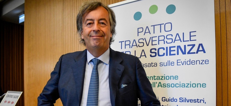 Coronavirus, chi finisce in ospedale tra vax e non vax?