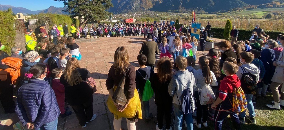 Dagli Alpini andati avanti'' alle poesie dei bimbi per il milite ignoto e i caduti di tutte le guerre