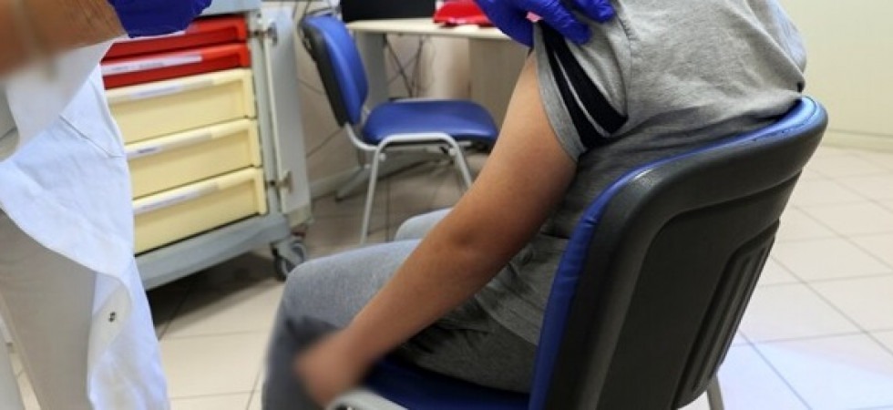 Vaccinazioni anti-Covid19 ai bambini, dai fantomatici cambiamenti nel sangue'' alla impossibilità di infettarsi''