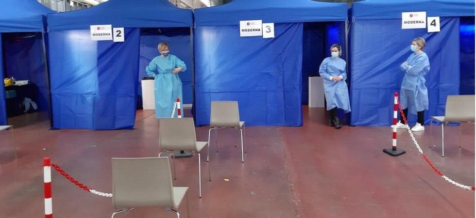 Covid, oltre 3 mila positivi in 24 ore: 42 casi tra i bimbi con meno di 2 anni e 273 contagi tra 14-18 anni