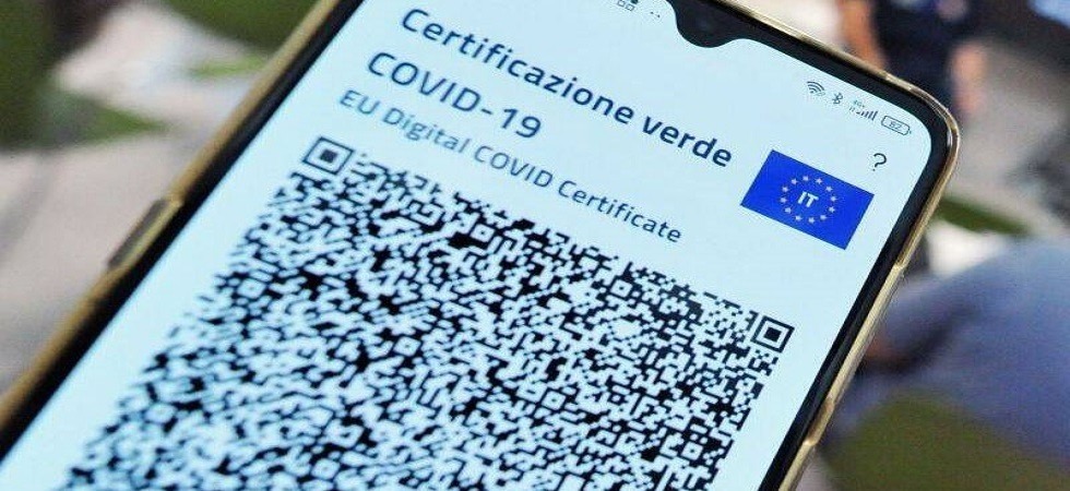 Green pass obbligatorio nei negozi: ecco dove si potrà entrare senza vaccino né tampone da febbraio