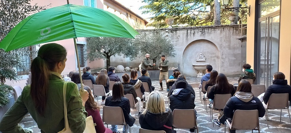 Gli studenti scoprono le Botteghe storiche'' di Rovereto