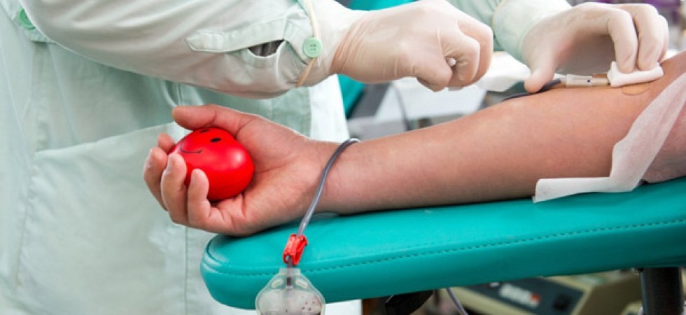 Il bimbo deve essere operato ma i genitori vogliono solo sangue no-vax''