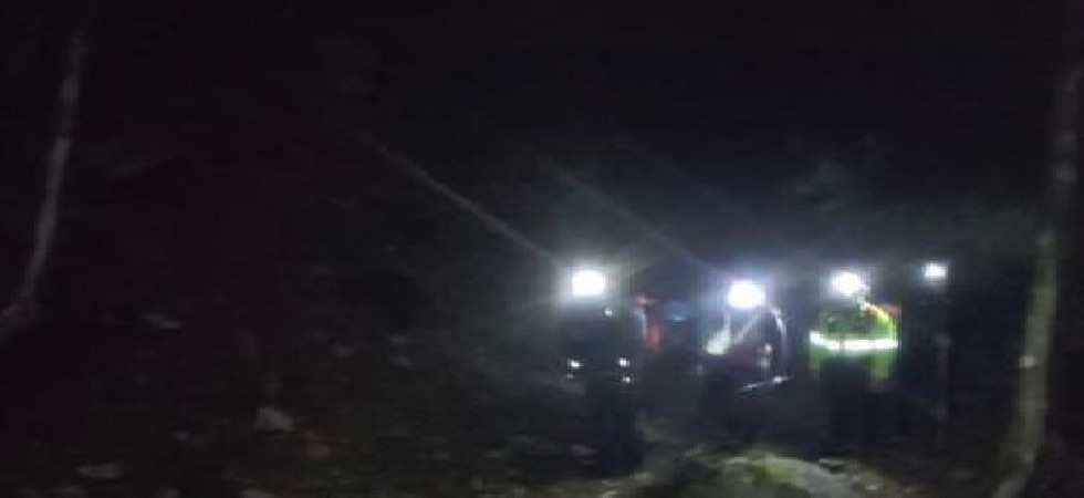 Vogliono raggiungere il bivacco senza attrezzatura ma rimangono bloccati dalla neve: Avevamo visto il sentiero sul web''