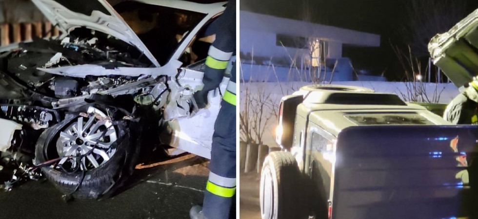 Violento schianto frontale nelle notte, un mezzo si ribalta