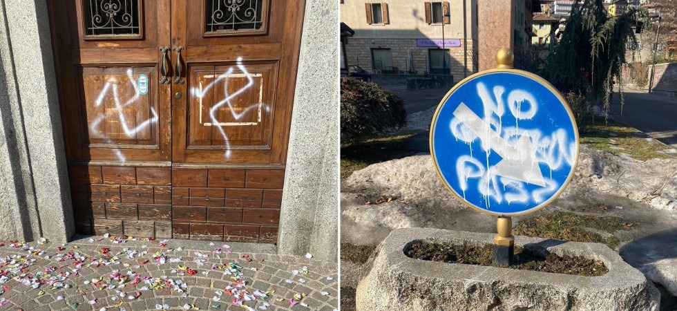 Si è consegnato l'autore delle scritte No green pass e svastiche sulle porte del Comune e l'ingresso della scuola