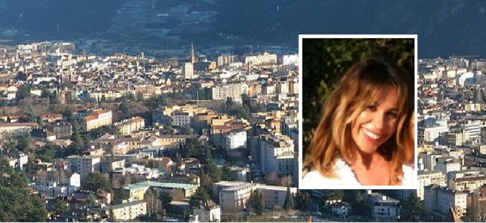 Dramma in casa, mamma di due bambini trovata a letto senza vita
