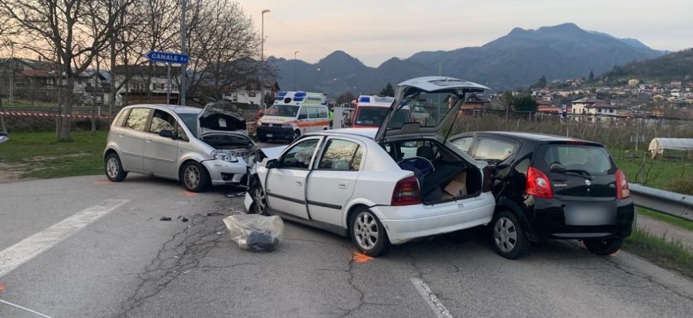 Tremendo schianto frontale, Antonio De Maria è morto