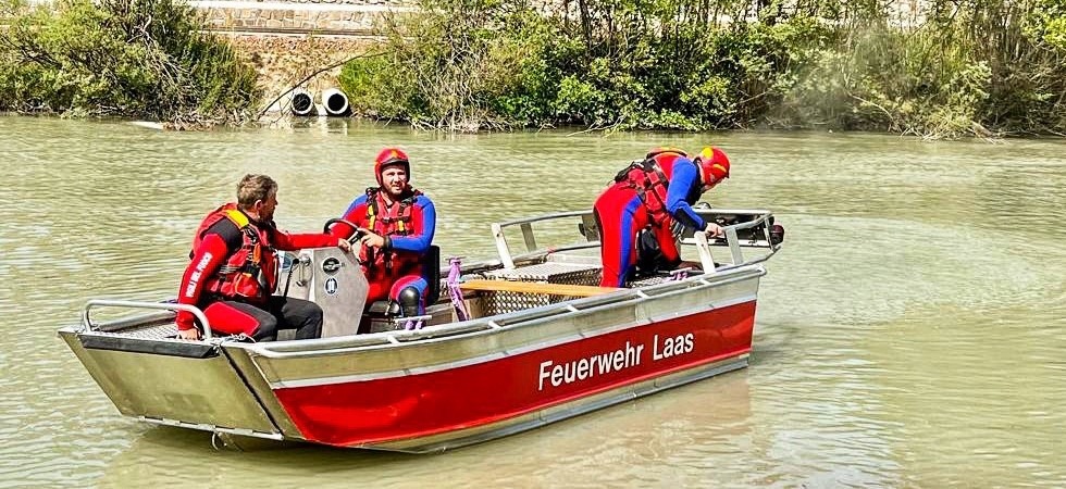 Il cadavere ripescato nell’Adige appartiene a un anziano di Sluderno: identificato dai documenti trovati sulla riva