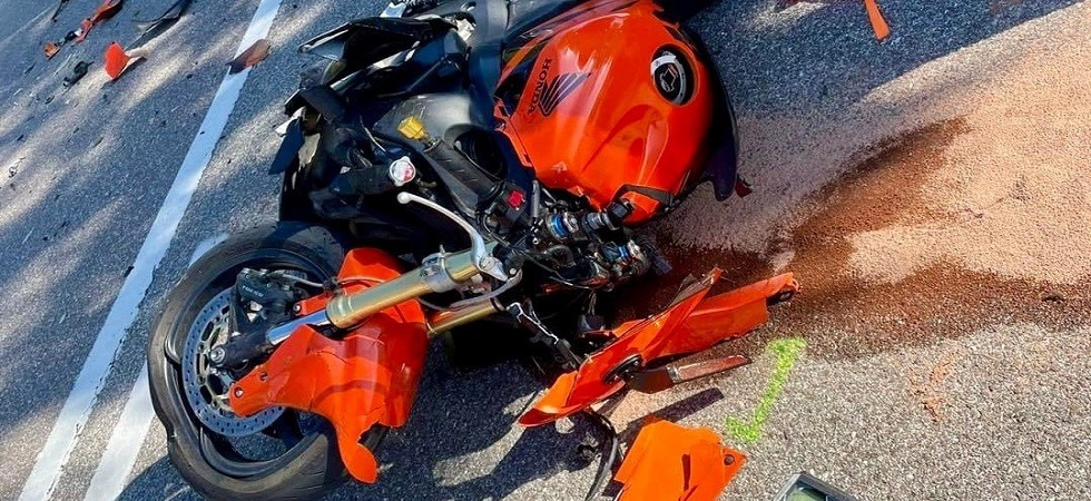 Grave incidente tra moto e auto: traffico bloccato sulla statale del Brennero, sul posto anche l'elisoccorso