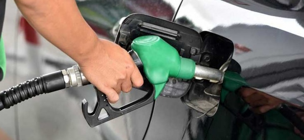 Rincari benzina, esposto del Codacons in Trentino Alto Adige: Servono indagini su possibili speculazioni''