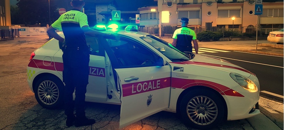 In appena sei mesi già fermate 38 auto senza assicurazione nelle Giudicarie