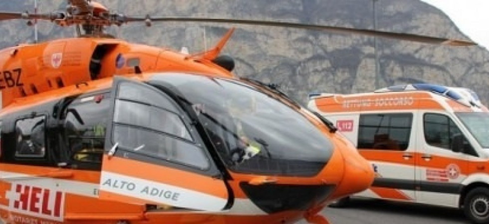 Colpito violentemente alla testa da un'asse di legno, operaio di 16 anni in gravi condizioni elitrasportato in ospedale