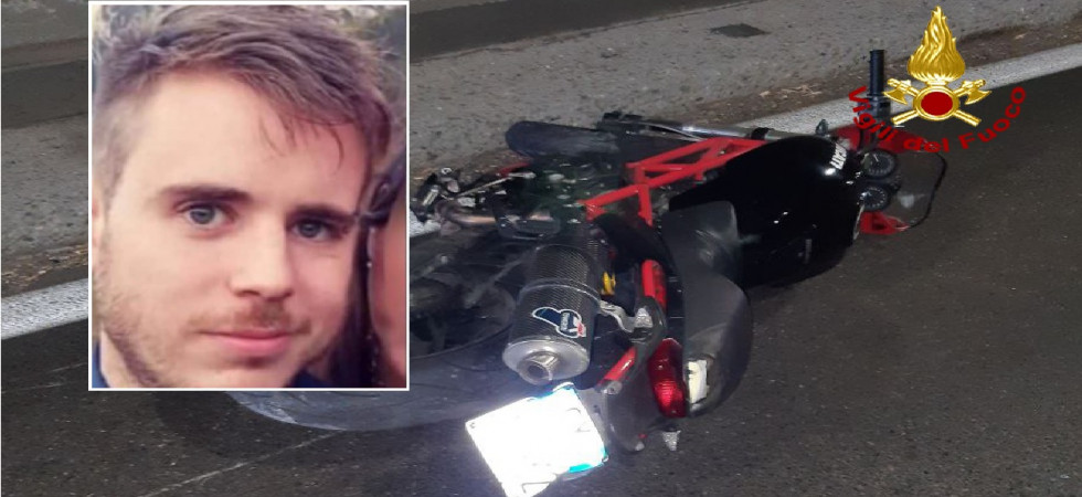 Tremendo schianto in moto, è morto a 29 anni Nicola Valmassoni