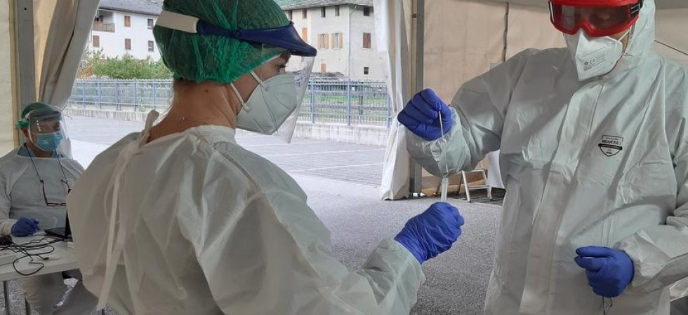 Dramma in Val di Sole, 20 anziani positivi al Covid in un albergo e un uomo muore d'infarto
