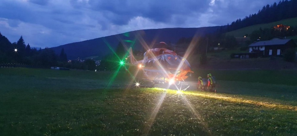 Bloccati in parete all'imbrunire senza l'attrezzatura per affrontare la notte