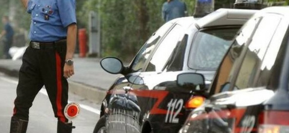 Travolge con l'auto due donne e poi scappa, i carabinieri hanno trovato il pirata della strada: è un uomo di 60 anni