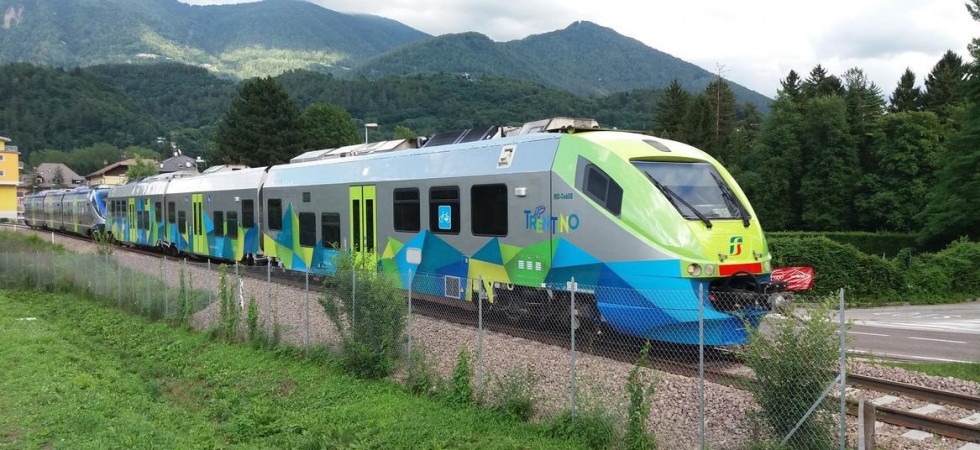 Ferrovia della Valsugana, la Pat: “Con l'avvio dell'anno scolastico il 50% delle corse sarà garantito dai treni”