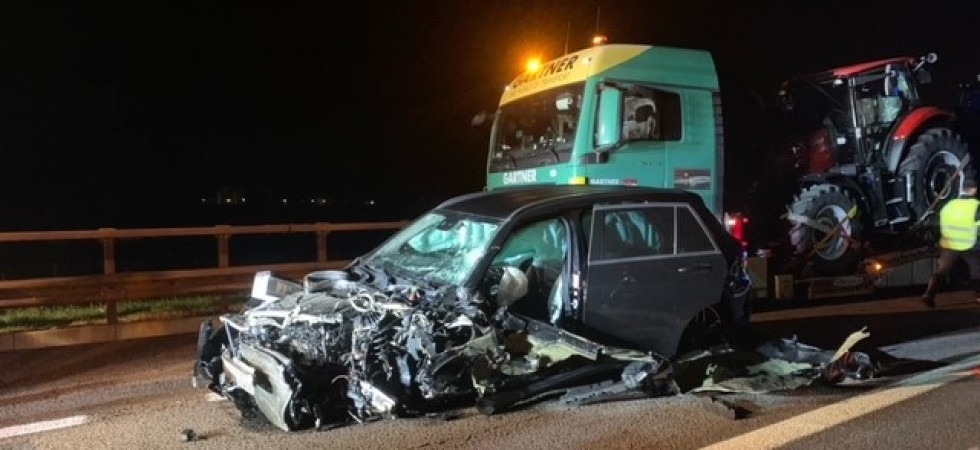 Terribile scontro sull’A22, coinvolte due auto e un camion: diversi feriti trasferiti in ospedale