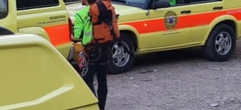 Va a funghi con la figlia ma scompare, in corso le ricerche di una donna 70enne: in azione i droni e le unità cinofile