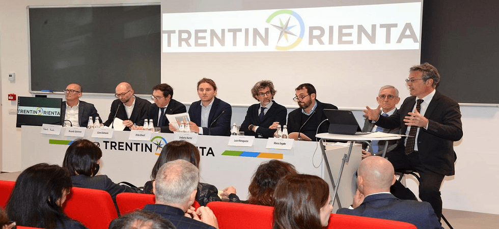 TrentinOrienta, per Bisesti e la Pat è buona la prima'' ma la coraggiosa lettera della referente orientamento racconta
