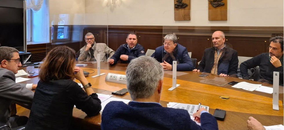 Accordo sindacati-Provincia per gli arretrati e firmato un protocollo d'intesa sul comparto sanità