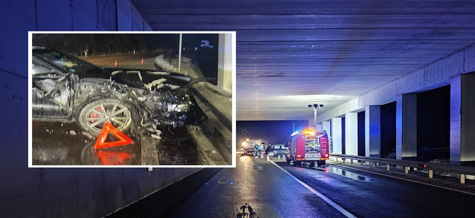 Perde il controllo dell'auto si schianta contro un muro e poi finisce addosso al guardrail