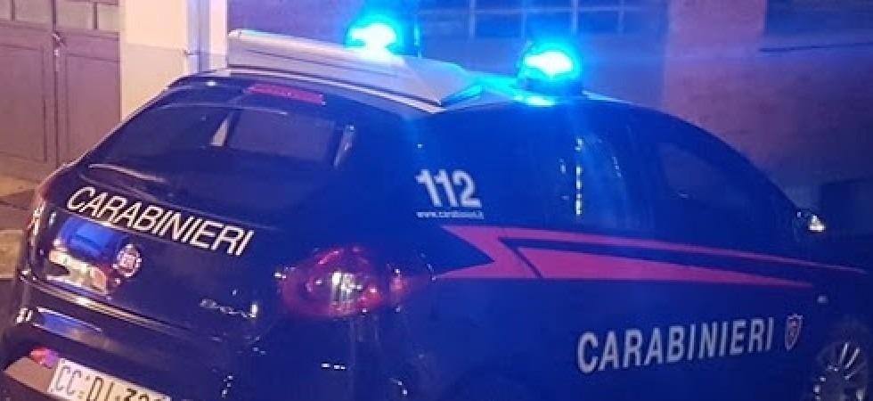 Scaraventata a terra e trascinata per metri: paura per una donna derubata alle 8 di sera in pieno centro a Trento