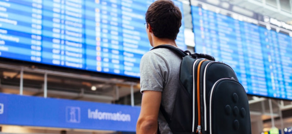 I giovani che emigrano per la fame di futuro''