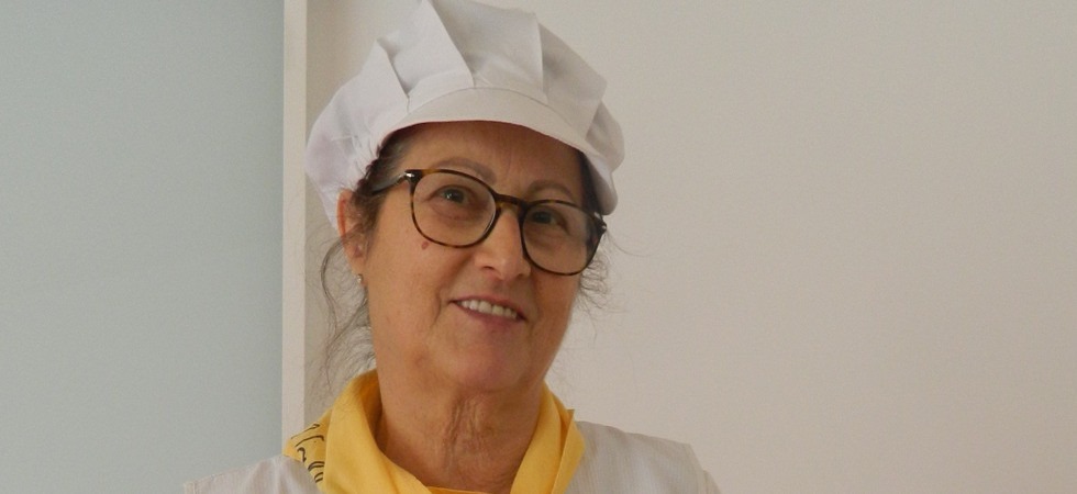 Dopo 37 anni di servizio nell'asilo di Sant'Anna, la cuoca Rita Maraner va in pensione: "Grata per questi anni"