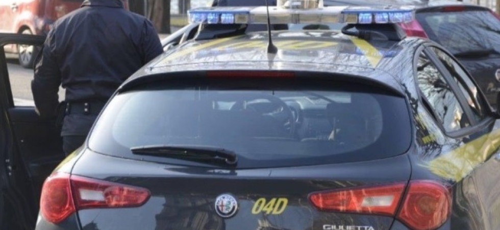 Dalla ristorazione alla fabbricazione di mobili, lavoratori in nero e irregolari: blitz della Guardia di Finanza