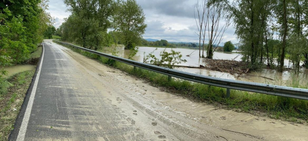 Nuova ondata di maltempo in Emilia Romagna e scatta l'allerta rossa: entra in azione anche la protezione civile trentina
