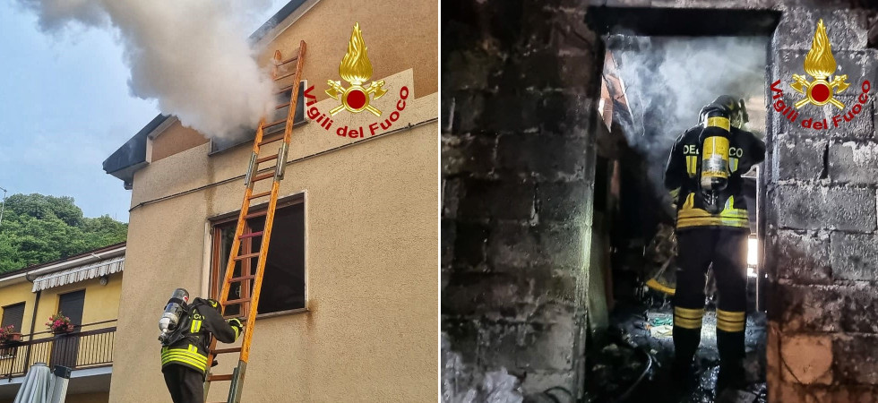 Una colonna di fumo dalla copertura della casa: in fiamme il sottotetto