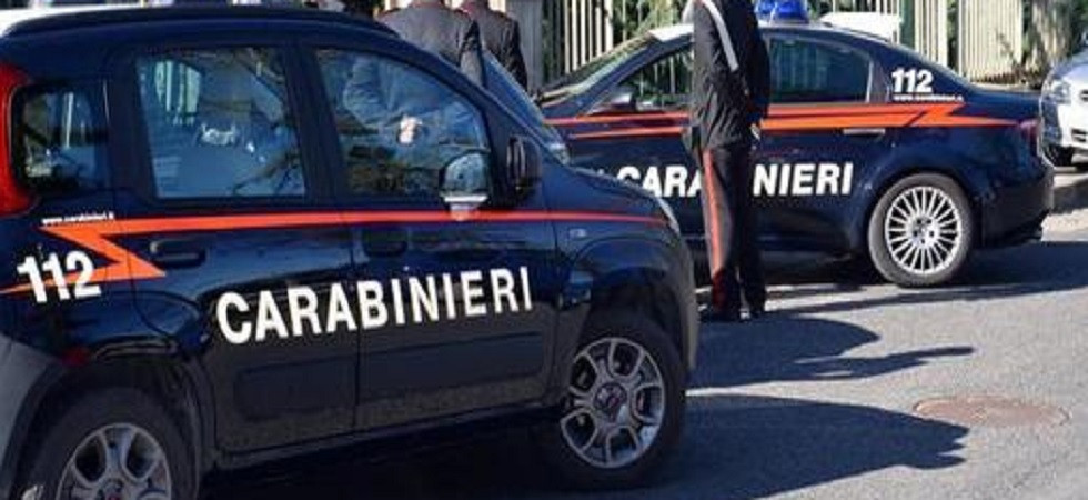 Testa di pecora mozzata e un biglietto insanguinato davanti alla casa di un imprenditore trentino