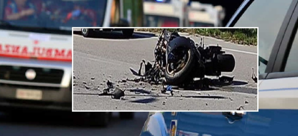 Incidente mortale, violento schianto tra una moto e un'auto: ha perso la vita un ragazzo di 19 anni