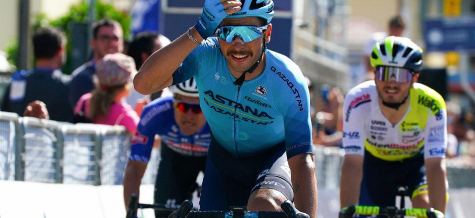 Foto di Sprint Cycling Agency E' Simone Velasco il campione italiano in linea Elite, la dedica a Gino Mader