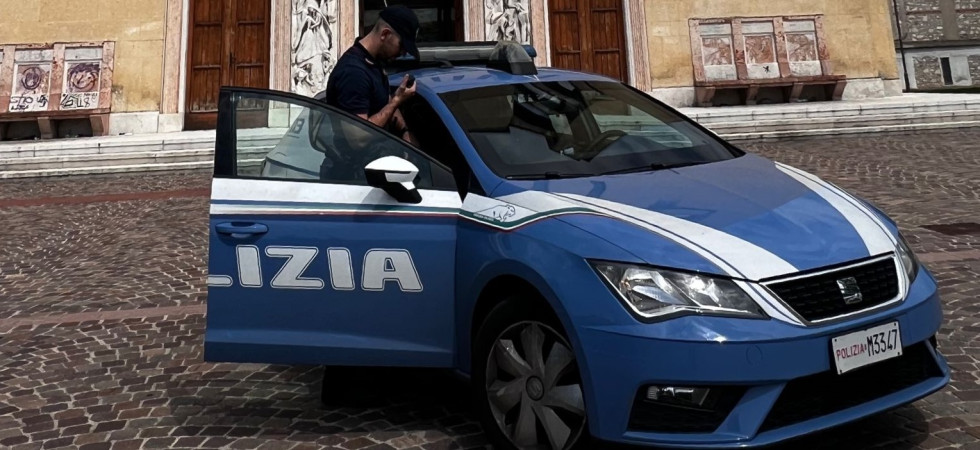 Resistenza a Bologna, violenza sessuale a Trento, furto a Torino (il tutto in poco più di 2 mesi) e ora aggredisce gli