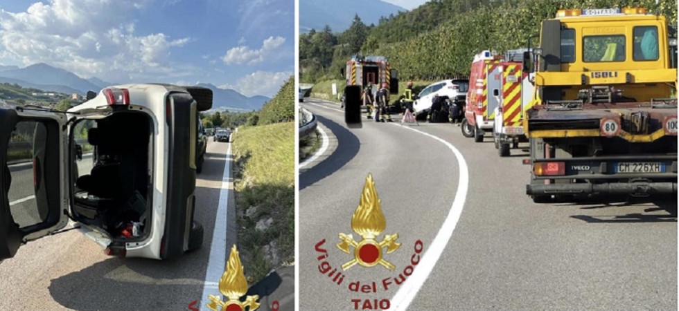 Perde il controllo dell'auto, esce di strada e si rovescia in mezzo alla carreggiata