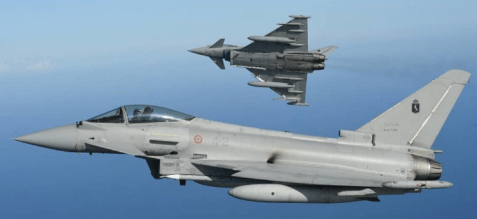 Foto d'archivio Aereo civile perde i contatti radio, due Eurofighter del 51esimo Stormo si alzano in volo in servizio di allarme