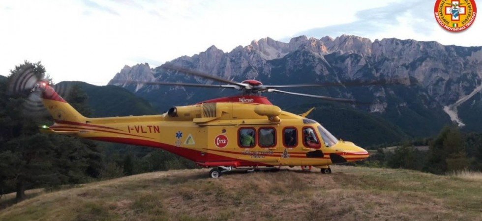 Si ferisce all'occhio sul Sassopiatto: escursionista recuperato dall'elicottero