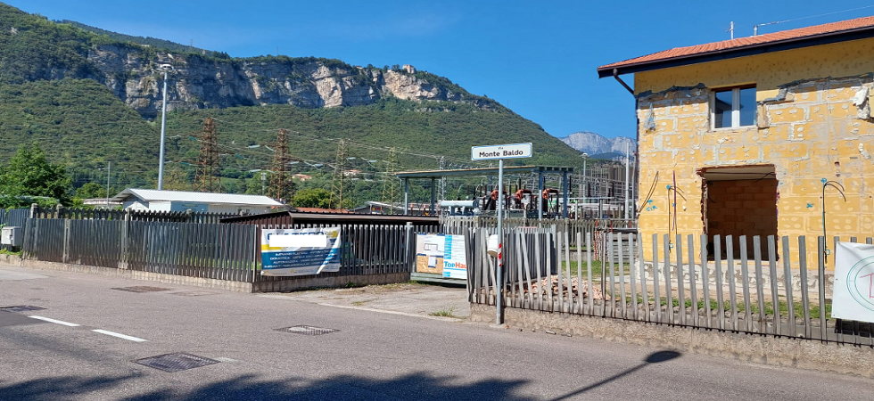 Giallo a Trento, rinvenuto il cadavere di una donna: indagano le forze dell'ordine