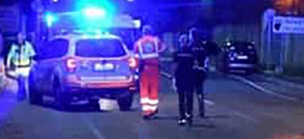Schianto mortale auto - moto sulle strade del Garda, 67enne perde la vita scaraventato in un fossato