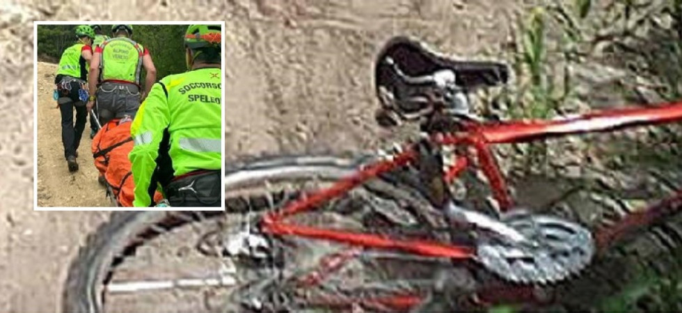 Perde il controllo della bici in discesa cade e sbatte violentemente la testa, 51enne trasportato in ospedale