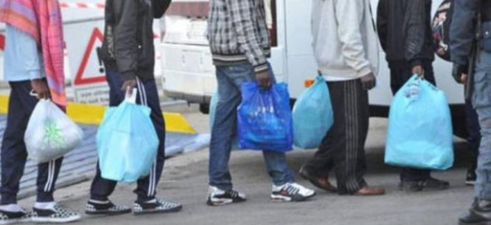 Migranti, il prefetto lancia l'appello: Sos cercasi strutture