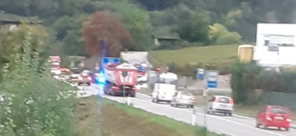 Pedone investito in strada, momenti di paura sulla Provinciale: 65enne trasportato in codice rosso al Santa Chiara