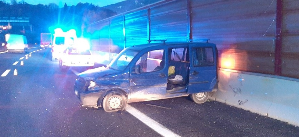 Violento schianto in A22, momenti di paura all'alba: sul posto i soccorsi