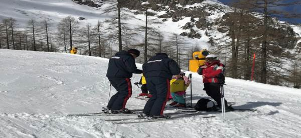 Controlli sulle piste da sci, quattro maestri sanzionati: esercitavano la professione in maniera abusiva